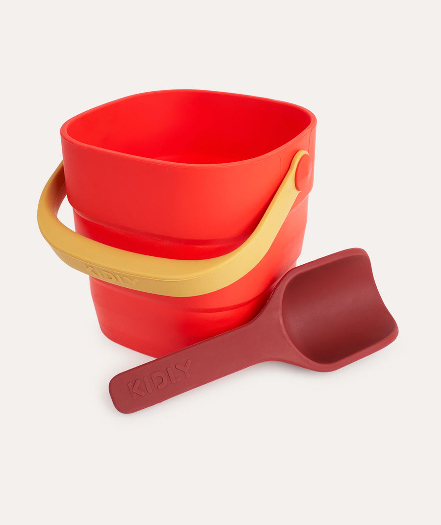 Foldaway Bucket & Spade Set - Red